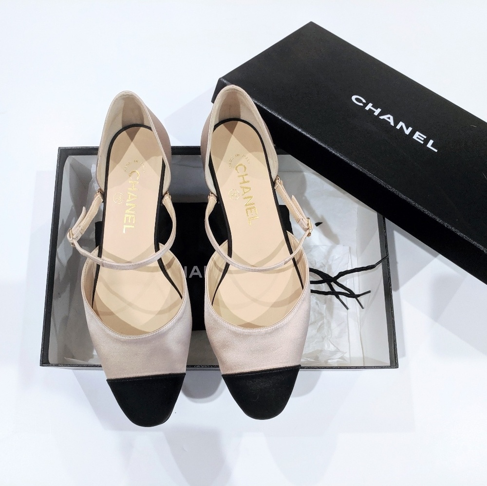 SOLD✔️❤️CHANEL Satin Other Open Cap Toe Slingbacks - Picture 3 of 8